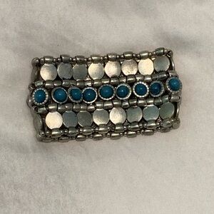 Chunky silver bracelet with turquoise beads